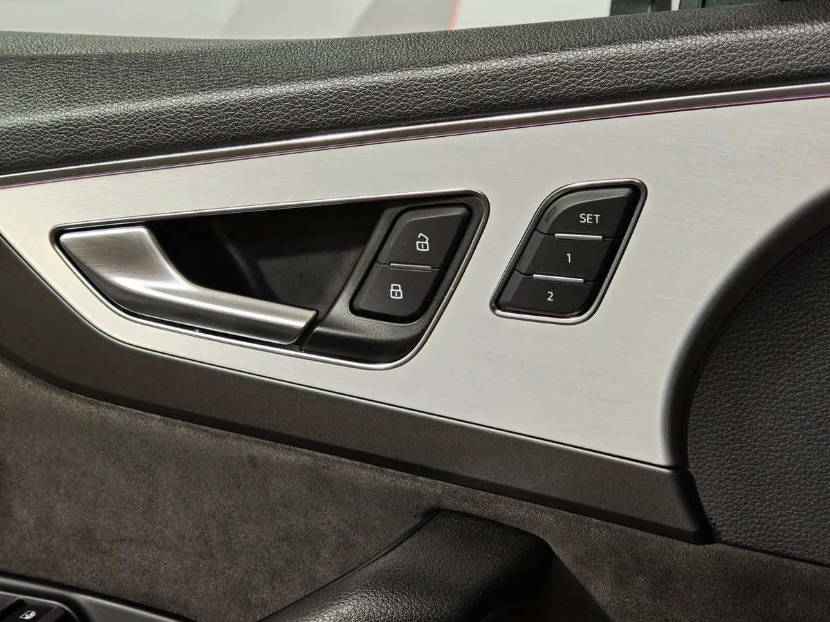 Audi Q7 3.0 TDI Tiptronic quattro (249 л.с.) Бежевый в АВИЛОН. Слайд №21