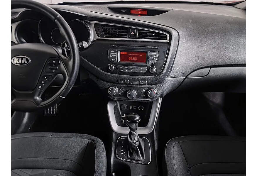 Kia Ceed 1.6 AT (130 л.с.) Comfort Красный в АВИЛОН. Слайд №14