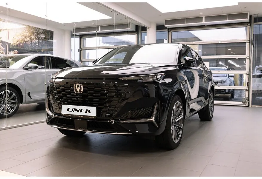 АВИЛОН - Changan UNI-K 2.0 AT 4WD (226 л.с.) Tech Черный - slide 7838147