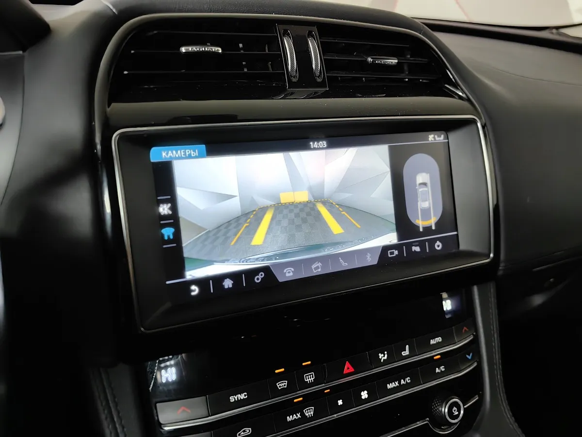 Jaguar F-Pace 2.0 AT AWD (249 л.с.) Prestige Черный в АВИЛОН. Слайд №20