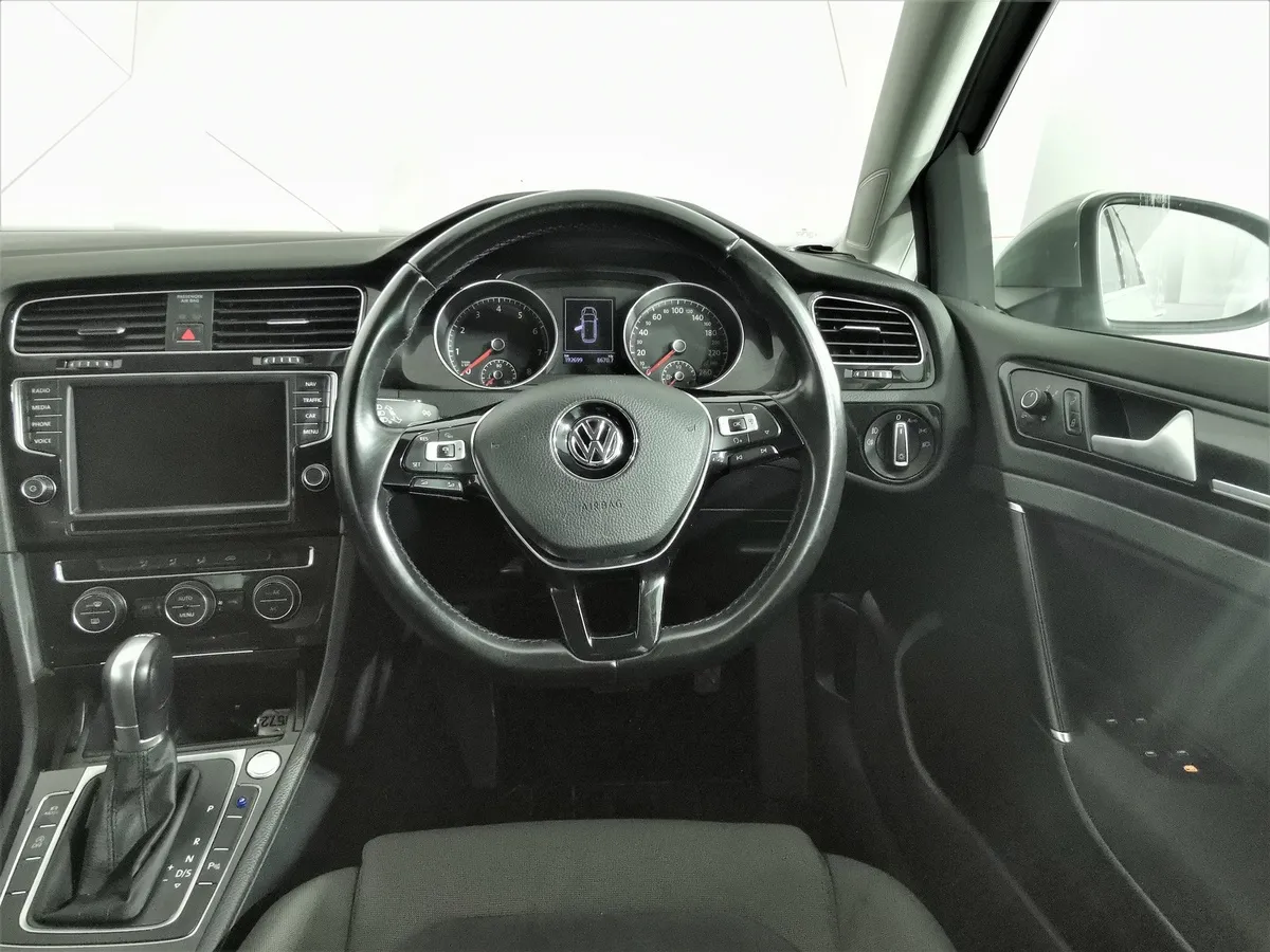 Volkswagen Golf 1.4 TSI BlueMotion DSG (140 л.с.) Highline Серый в АВИЛОН. Слайд №19
