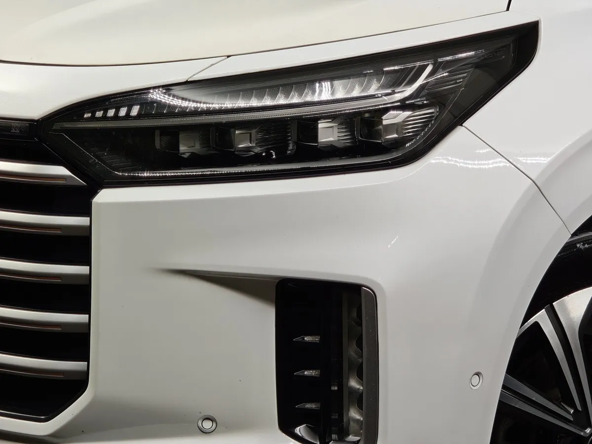EXEED VX 2.0 AT AWD (249 л.с.) 6 мест Prestige Белый в АВИЛОН. Слайд №10