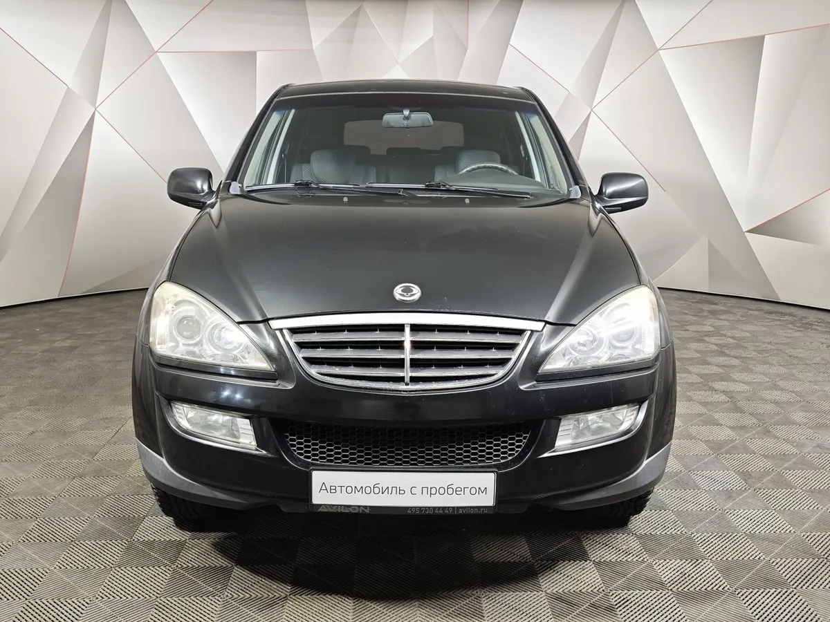 SsangYong Kyron 2.0 Xdi MT 4WD (141 л.с.) Черный в АВИЛОН. Слайд №7