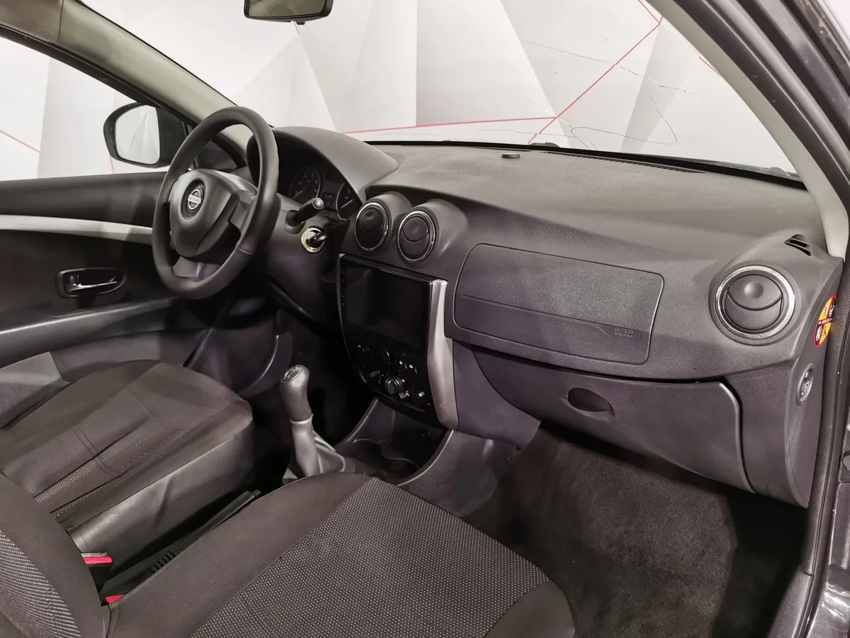 Nissan Almera 1.6 MT (102 л.с.) Черный в АВИЛОН. Слайд №10