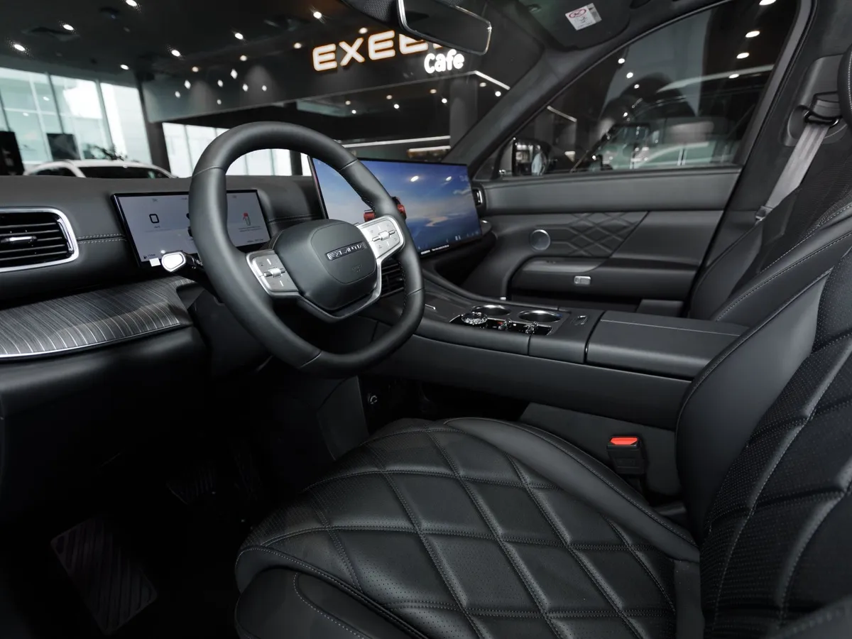 ESTEO Exlantix ET8 1.5h REEV AT 4WD (469 л.с.) в АВИЛОН. Слайд №7