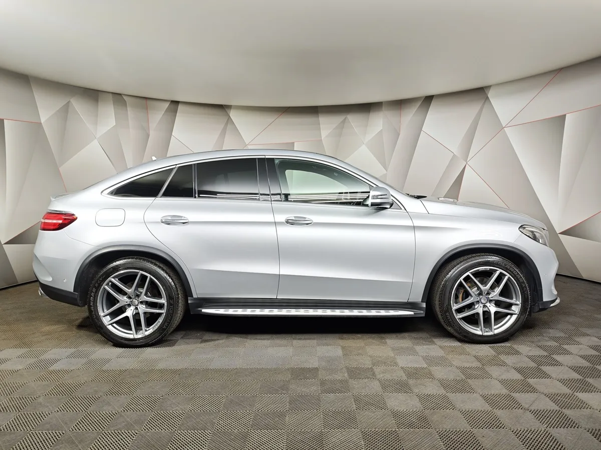 Mercedes-Benz GLE 350 d 4MATIC 9G-TRONIC (249 л.с.) Grand Edition Серебристый в АВИЛОН. Слайд №6