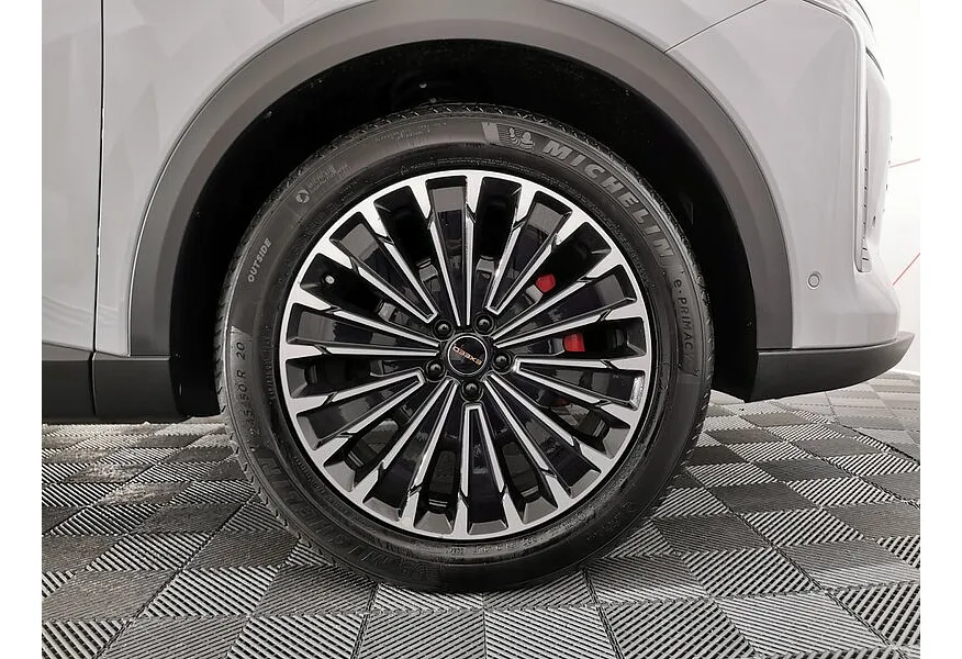 EXEED RX 2.0T 8AT 4WD (249 л.с.) Flagship Серый в АВИЛОН. Слайд №9