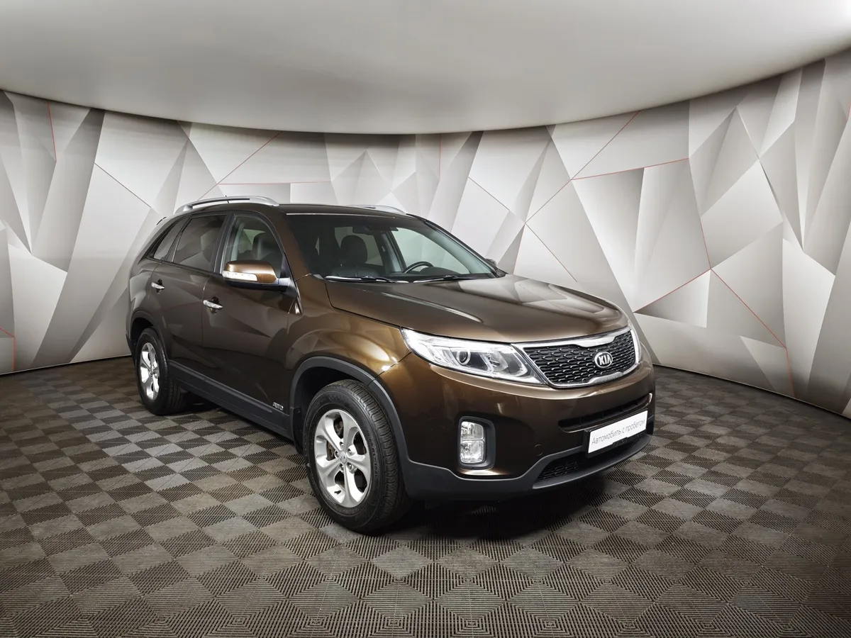 Kia Sorento 2.4 AT 4WD (175 л.с.) Comfort Коричневый в АВИЛОН. Слайд №3