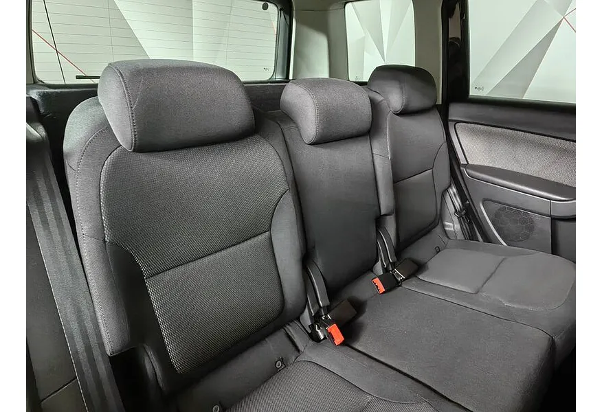 АВИЛОН - Skoda Yeti 1.2 TSI DSG (105 л.с.) Active Красный - slide 15