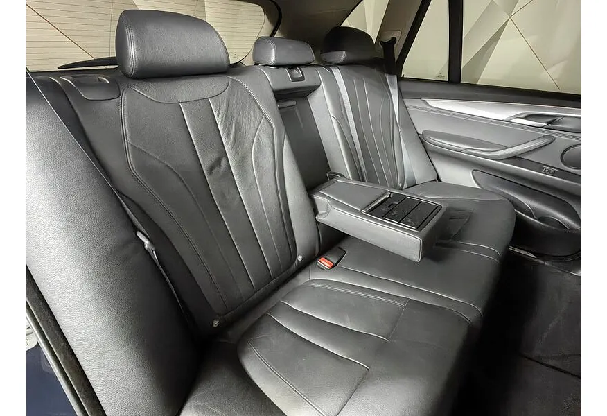 BMW X5 xDrive35i Steptronic (306 л.с.) Синий в АВИЛОН. Слайд №14