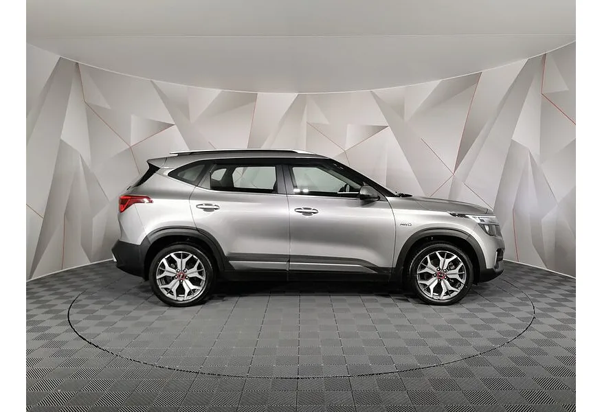 Kia Seltos 1.6 MPI AT 4WD (121 л.с.) Luxe Серый в АВИЛОН. Слайд №4