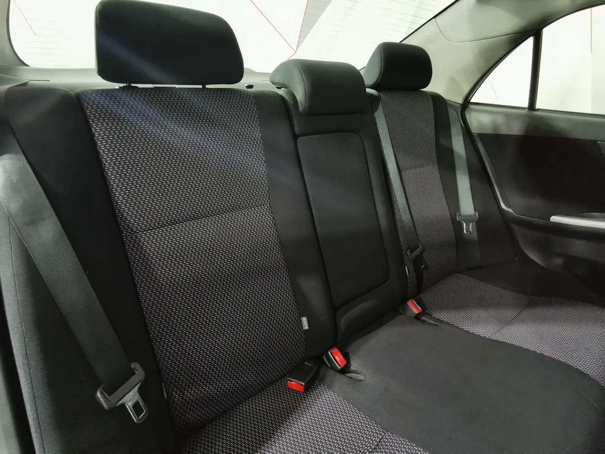Toyota Corolla 1.6 MT (124 л.с.) Comfort Голубой в АВИЛОН. Слайд №14