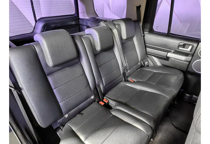 Land Rover Discovery 2.7 TD AT (190 л.с.) Черный в АВИЛОН. Слайд №15