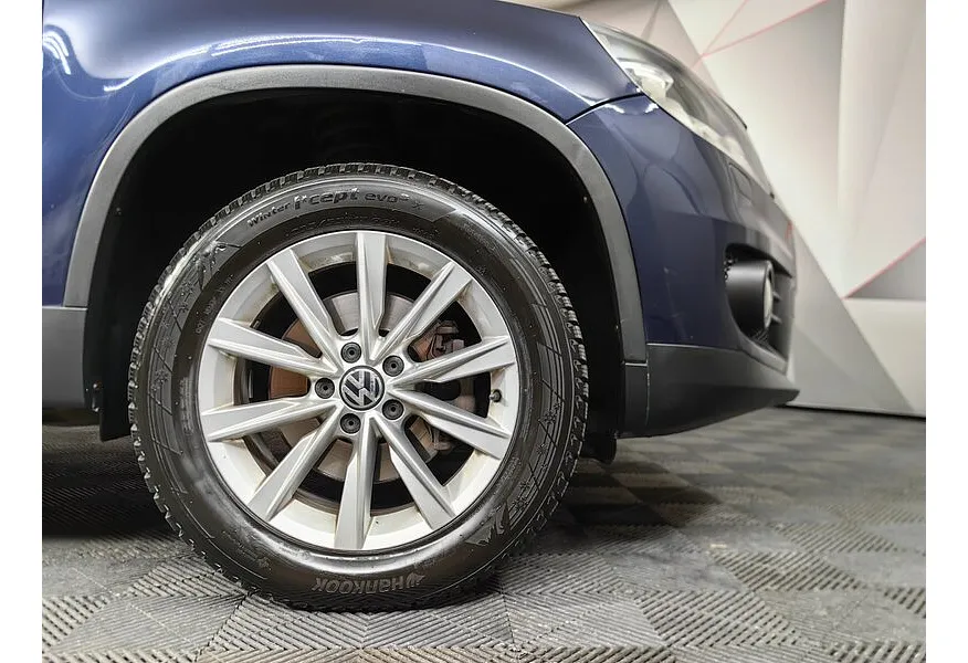 Volkswagen Tiguan 2.0 TSI 4Motion AT (170 л.с.) Track & Field Синий в АВИЛОН. Слайд №9