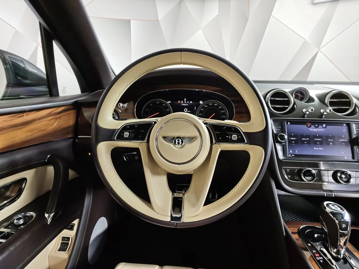 Bentley Bentayga 4.0 AT AWD (550 л.с.) Серый в АВИЛОН. Слайд №20