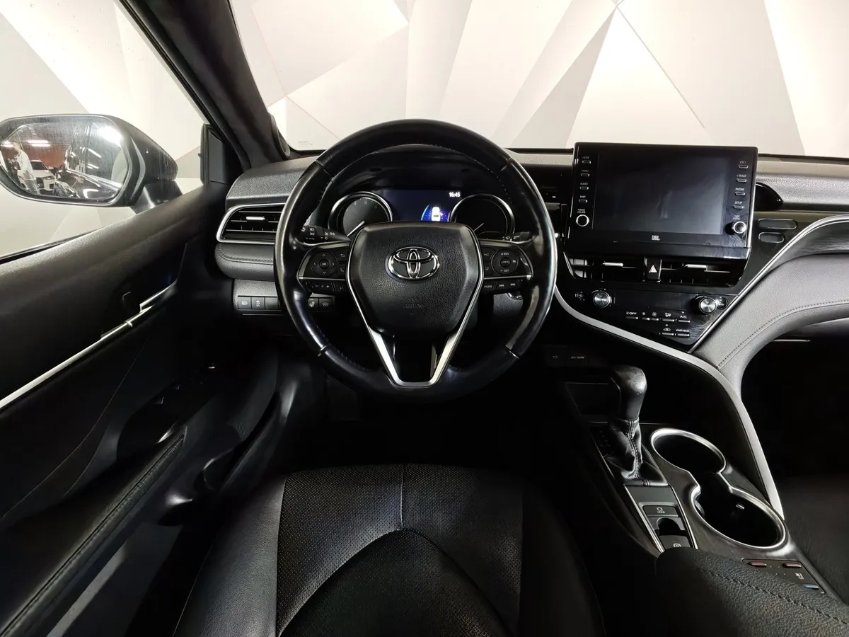 Toyota Camry 2.5 AT (200 л.с.) Черный в АВИЛОН. Слайд №20
