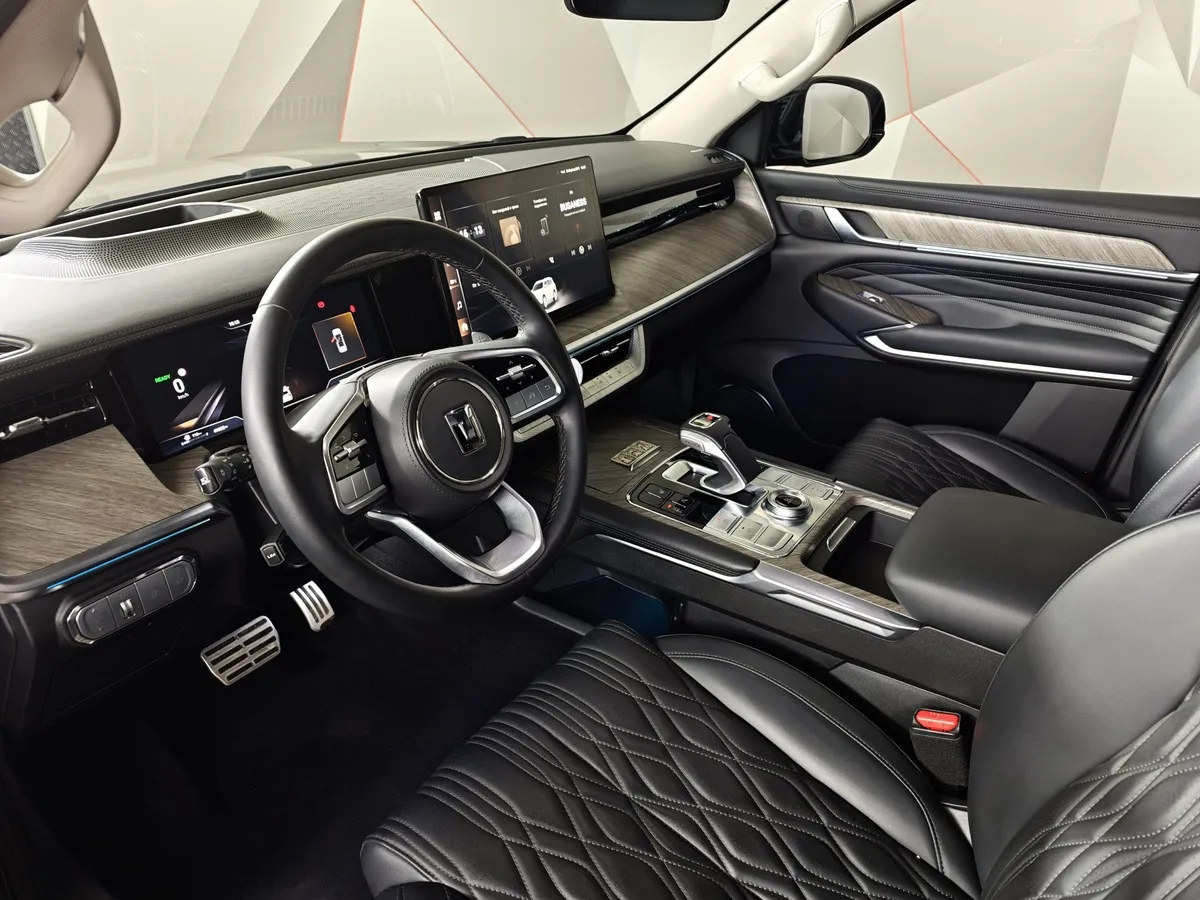 TANK 500 3.0 Turbo V6 AT 4WD (299 л.с.) Adventure Черный в АВИЛОН. Слайд №19
