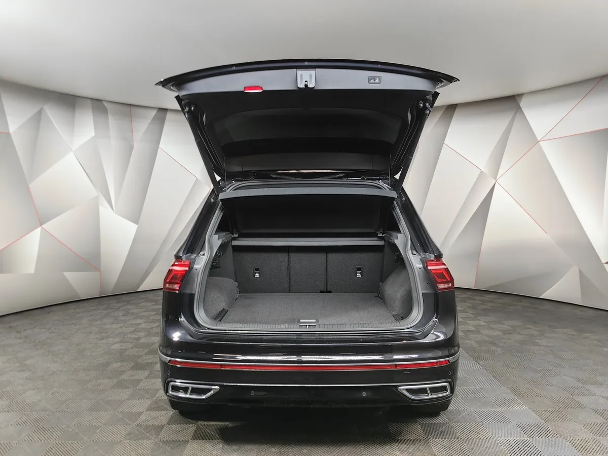 Volkswagen Tiguan 2.0 TSI 4Motion DSG (220 л.с.) Sportline Черный в АВИЛОН. Слайд №12