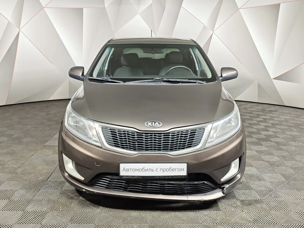 Kia Rio 1.6 AT (123 л.с.) Коричневый в АВИЛОН. Слайд №7