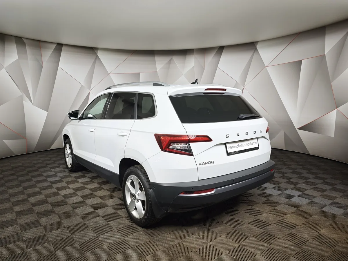 Skoda Karoq 1.4 AT FWD (150 л.с.) Ambition Белый в АВИЛОН. Слайд №4