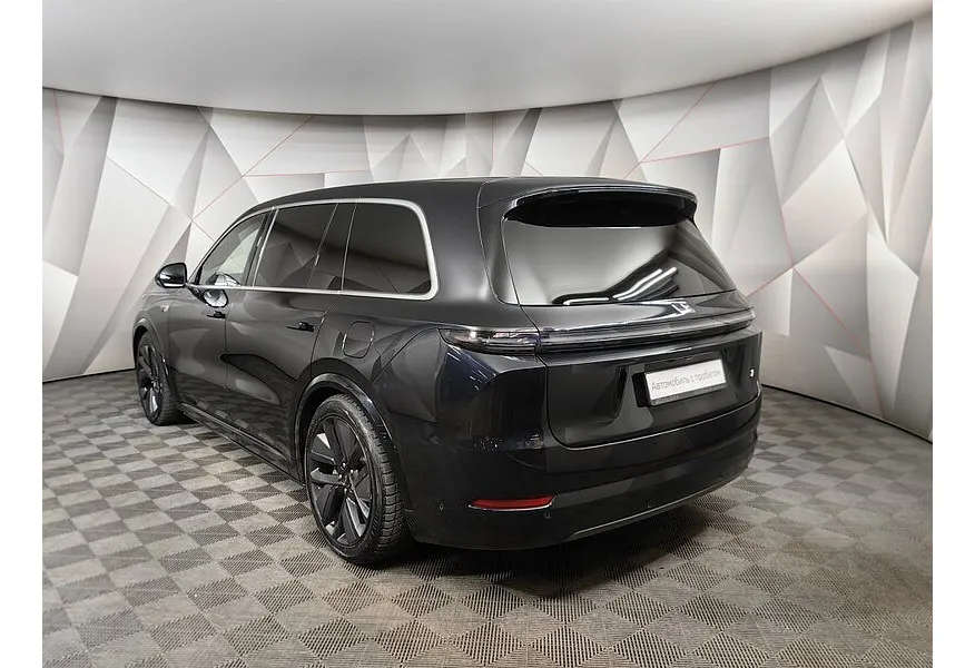 Li Auto L9 1.5 AT 4WD (449 л.с.) Max  Черный в АВИЛОН. Слайд №4