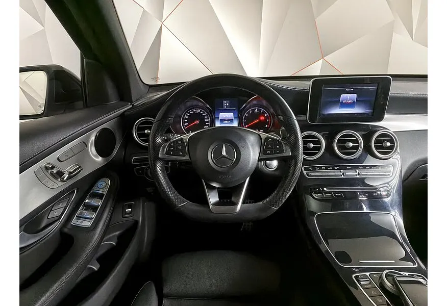 Mercedes-Benz GLC 300 9G-TRONIC 4MATIC (245 л.с.) Особая серия Серебристый в АВИЛОН. Слайд №20