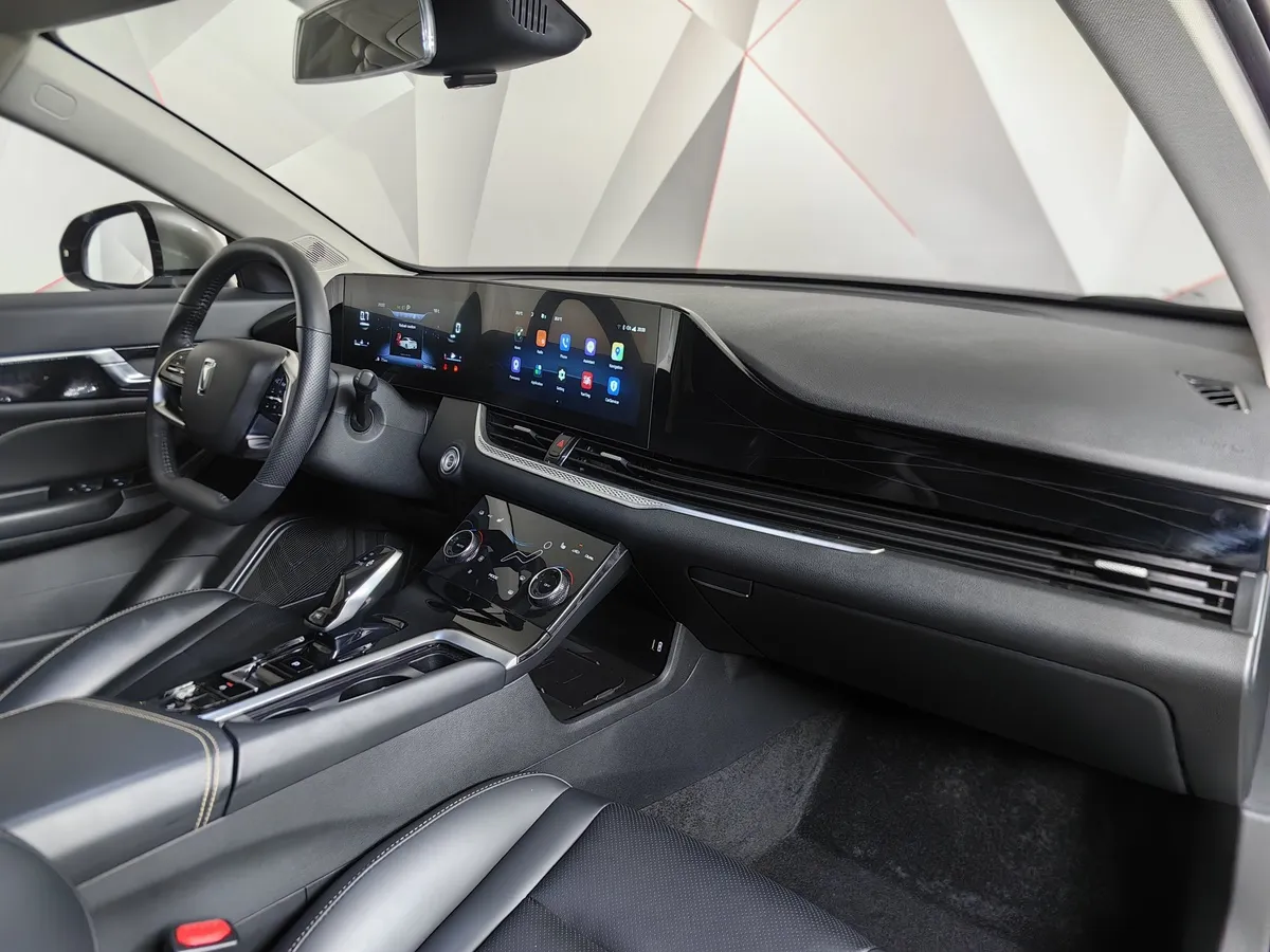 FAW Bestune B70 1.5T 7DCT (169 л.с.) Exclusive Серый в АВИЛОН. Слайд №13
