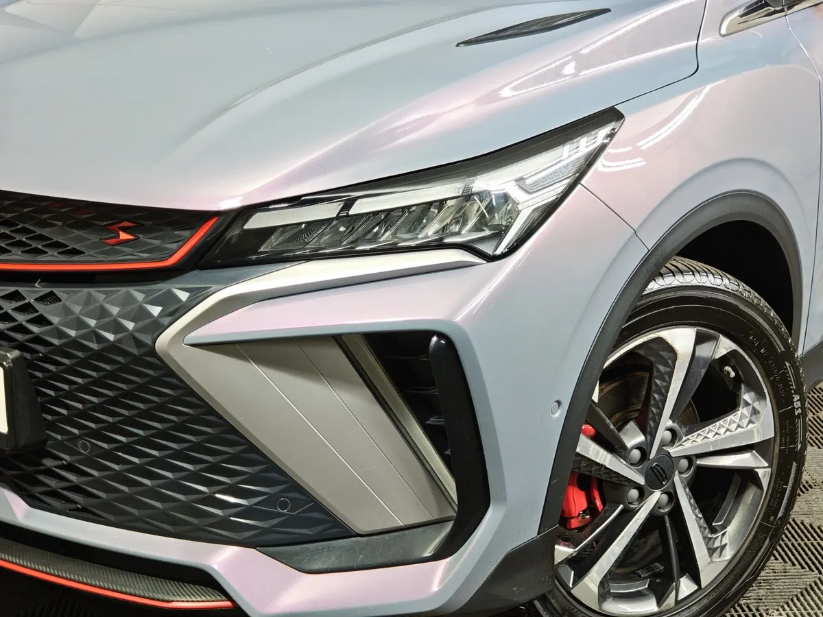 Geely Coolray 1.5T 7DCT 2WD (150 л.с.) Flagship Sport Серый в АВИЛОН. Слайд №10