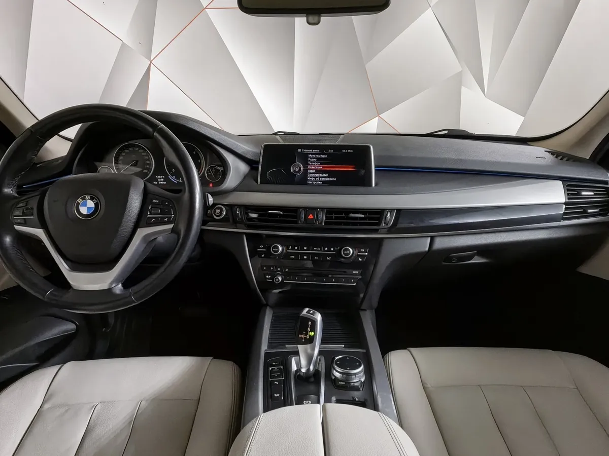 BMW X5 xDrive25d Steptronic (218 л.с.) Белый в АВИЛОН. Слайд №11