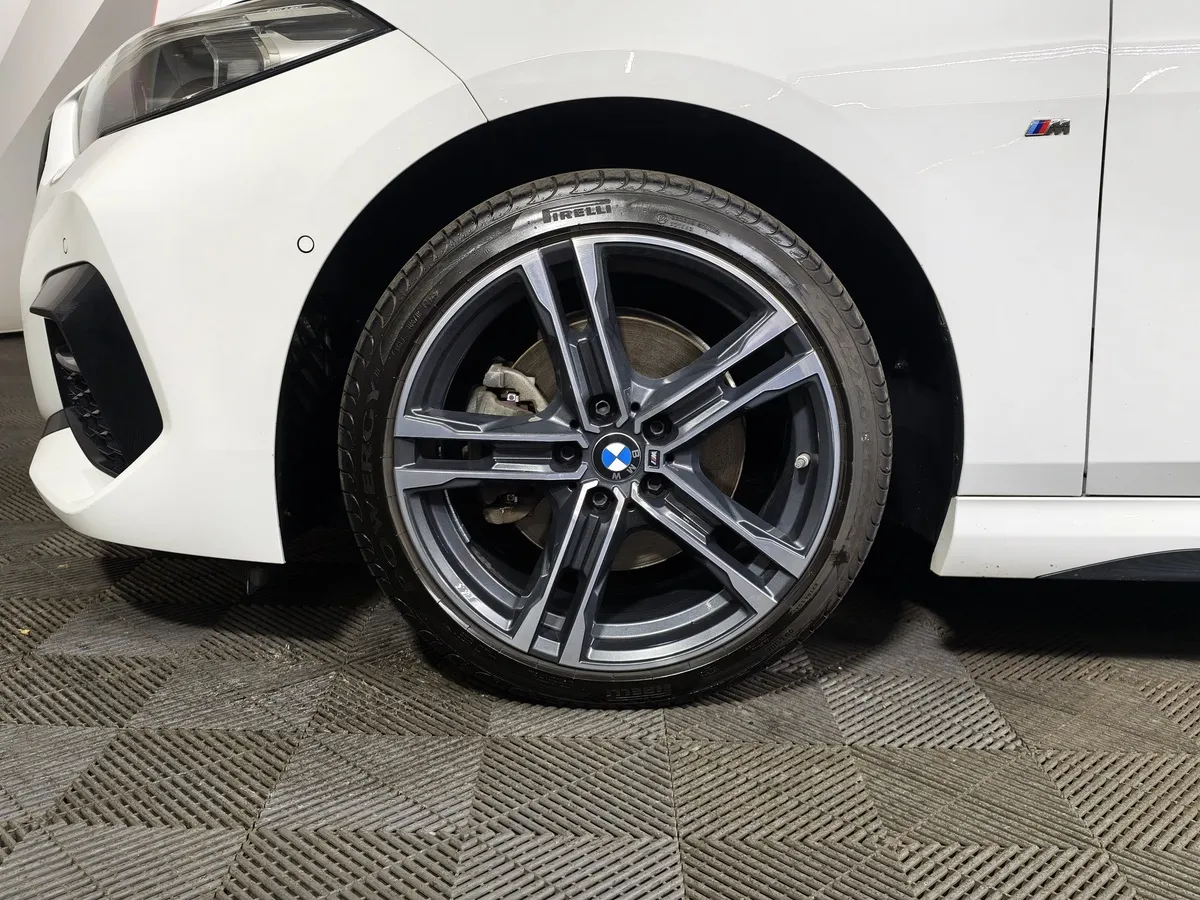 BMW 2 серия Gran Coupe 218i (140 л.с.) M Sport Pro Белый в АВИЛОН. Слайд №7