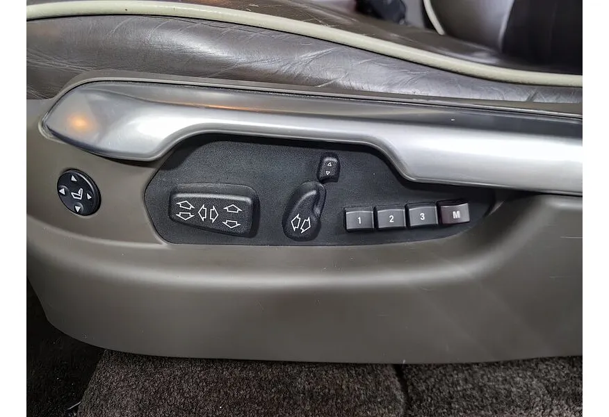 Land Rover Range Rover 4.4 TDV8 AT AWD (313 л.с.) Коричневый в АВИЛОН. Слайд №23