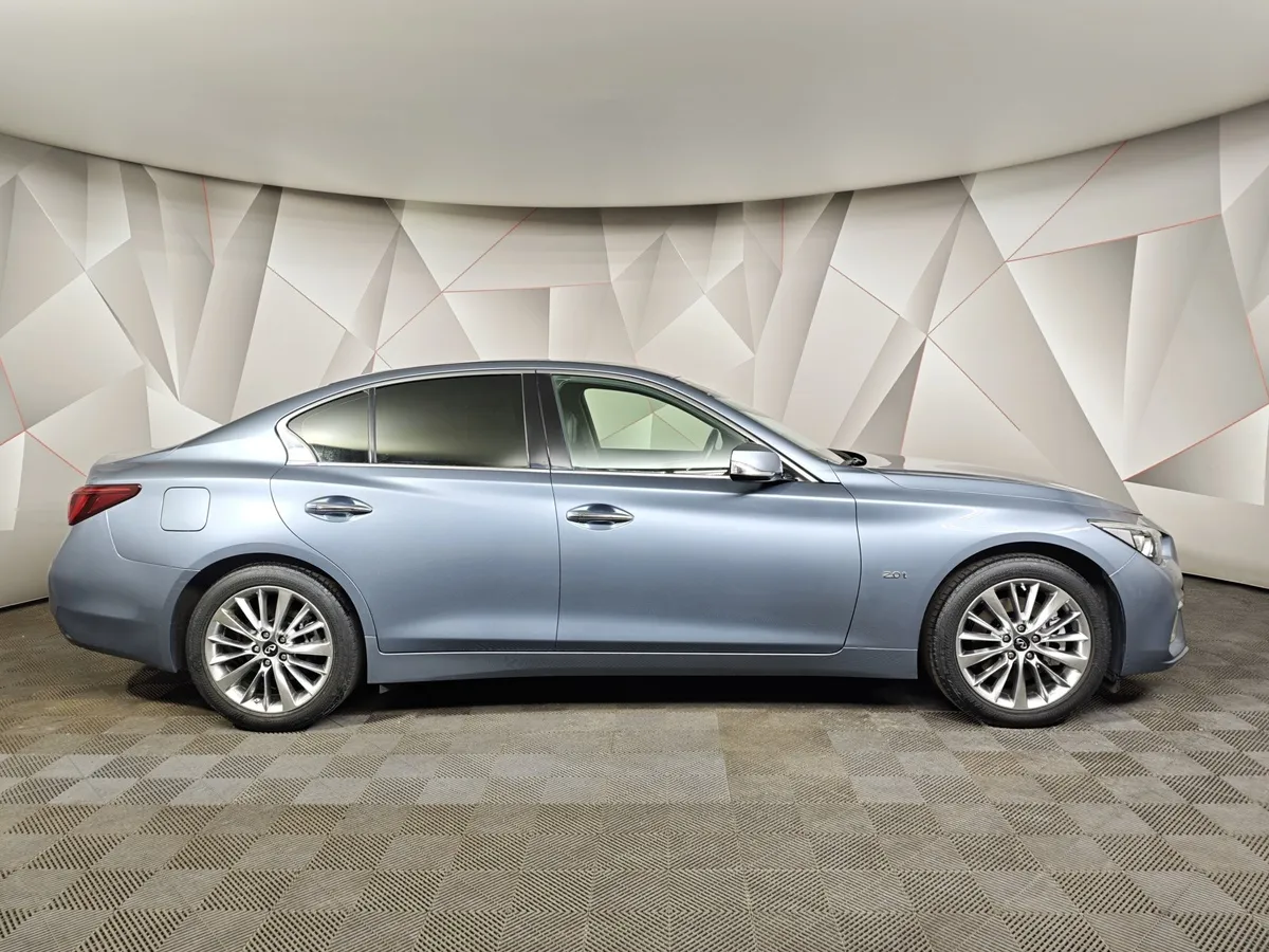 Infiniti Q50 2.0 T AT (211 л.с.) Серый в АВИЛОН. Слайд №6