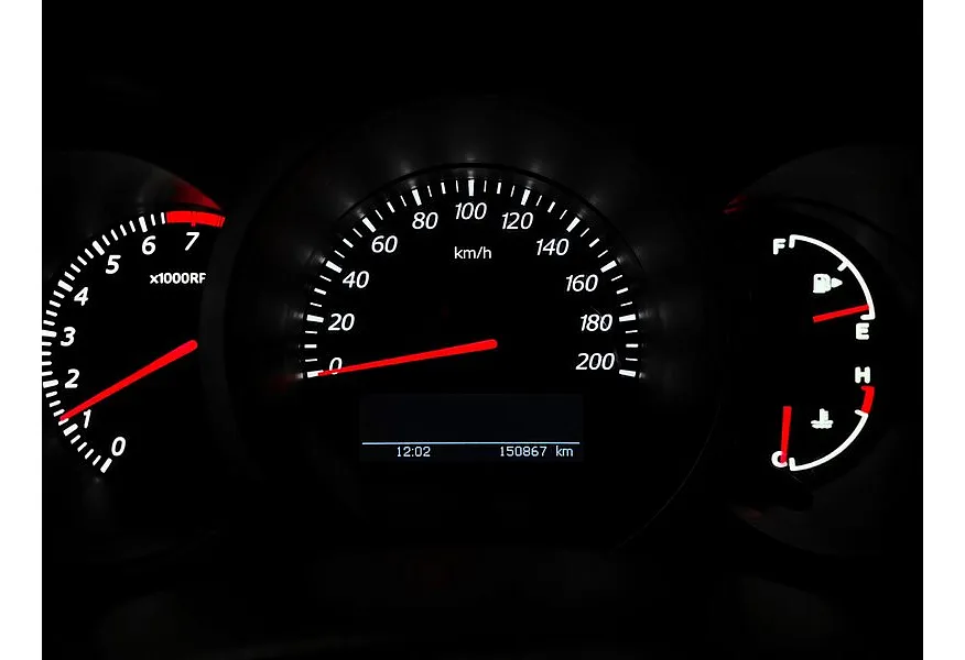 Suzuki Grand Vitara 2.0 MT AWD (140 л.с.) Белый в АВИЛОН. Слайд №18