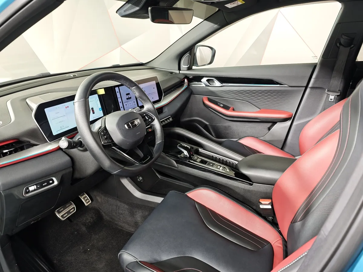 Geely Coolray 1.5T 7DCT 2WD (150 л.с.) Comfort Синий в АВИЛОН. Слайд №19