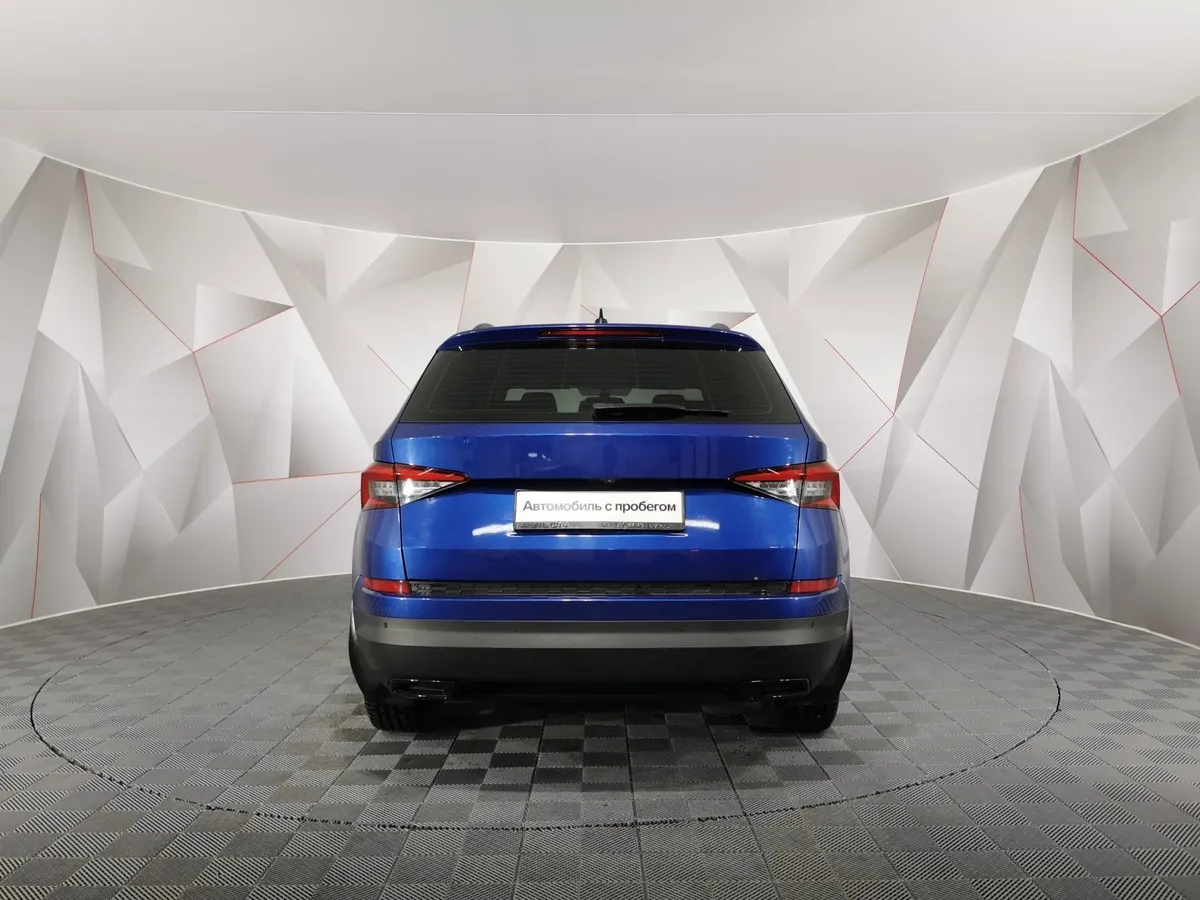 Skoda Kodiaq 2.0 TSI DSG 4X4 (180 л.с.) Синий в АВИЛОН. Слайд №8