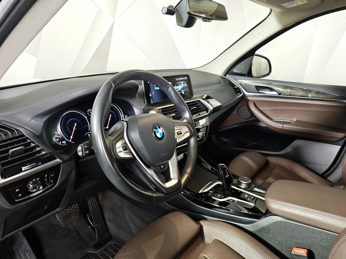 BMW X3 xDrive30d AT (249 л.с.) Luxury Черный в АВИЛОН. Слайд №12