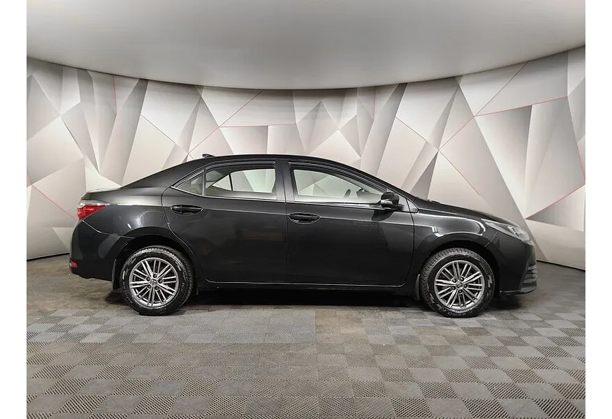 Toyota Corolla 1.8 CVT (140 л.с.) Стиль Плюс Черный в АВИЛОН. Слайд №6