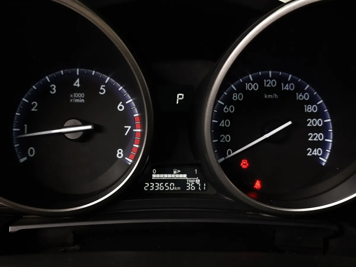 Mazda 3 1.6 AT (105 л.с.) Черный в АВИЛОН. Слайд №16