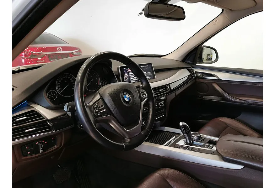 BMW X5 xDrive25d Steptronic (218 л.с.) Белый в АВИЛОН. Слайд №12
