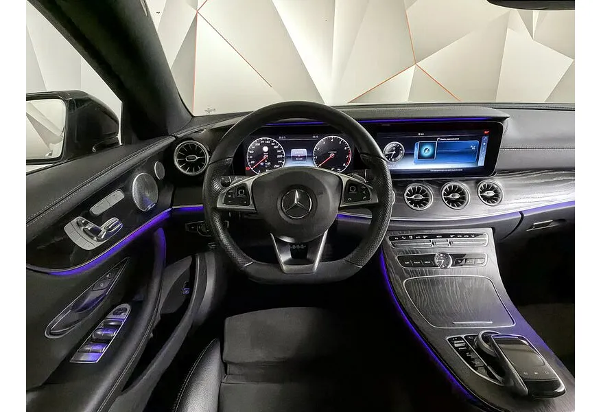 Mercedes-Benz E-Класс E 200 4MATIC 9G-TRONIC (184 л.с.) Sport Plus Серебристый в АВИЛОН. Слайд №20