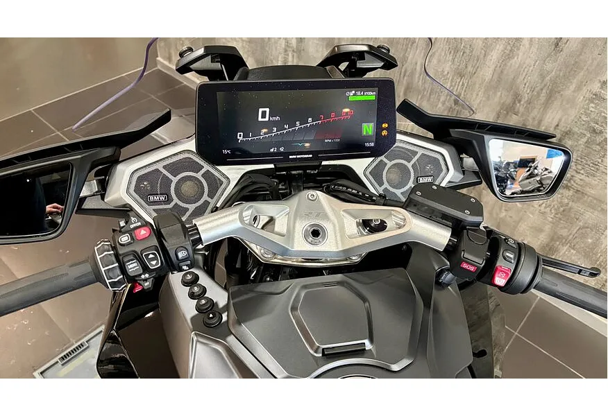 BMW Motorrad R 1300 RT 1300 см³ (145 л.с.) (145) 1300 Черный в АВИЛОН. Слайд №7