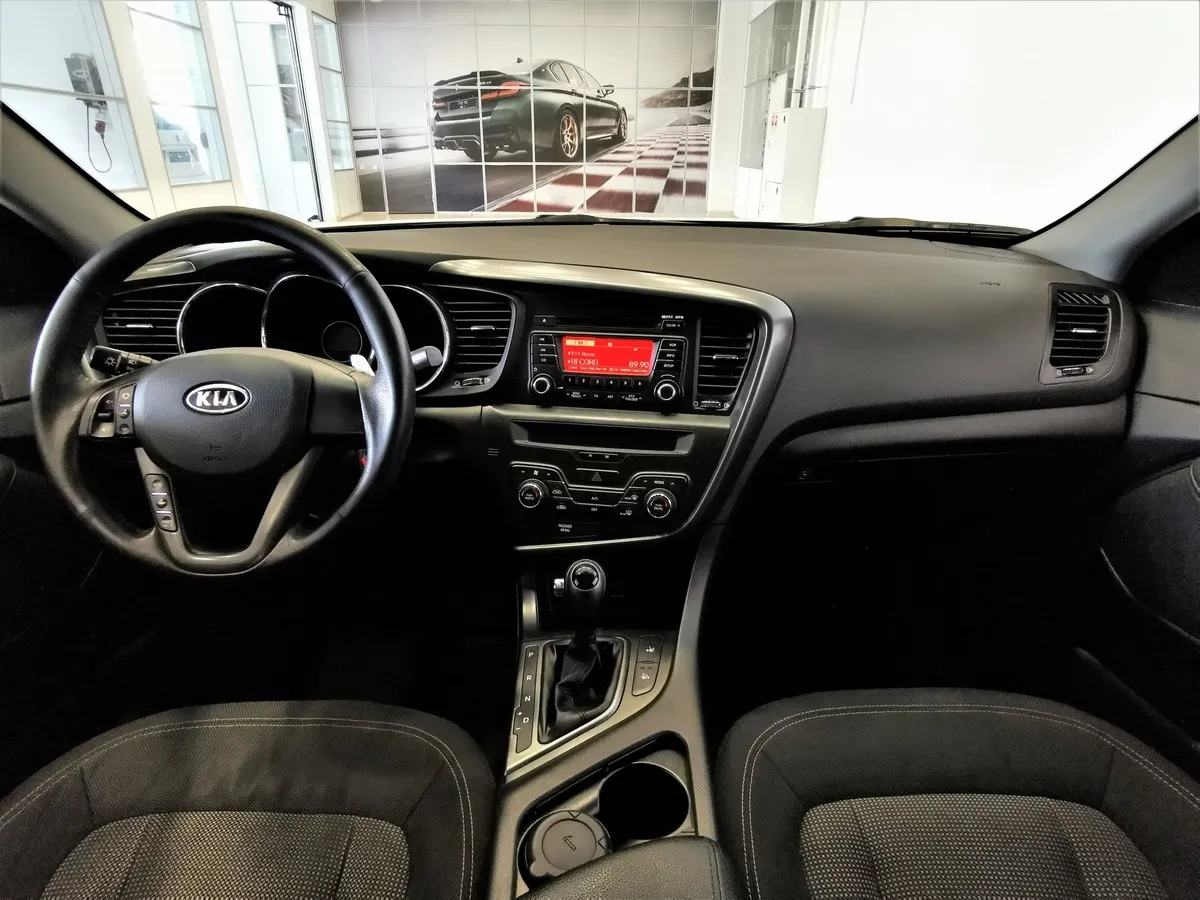 Kia Optima 2.0 AT (150 л.с.) Comfort Белый в АВИЛОН. Слайд №13