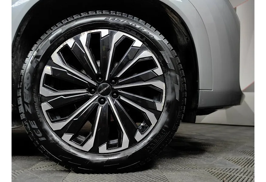 JAECOO J8 2.0 DCT 4WD (249 л.с.) Active Серый в АВИЛОН. Слайд №9