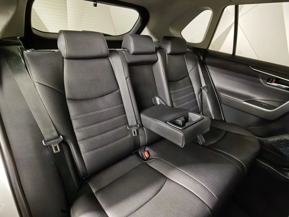 Toyota RAV4 2.0 CVT (149 л.с.) Комфорт Серый в АВИЛОН. Слайд №16