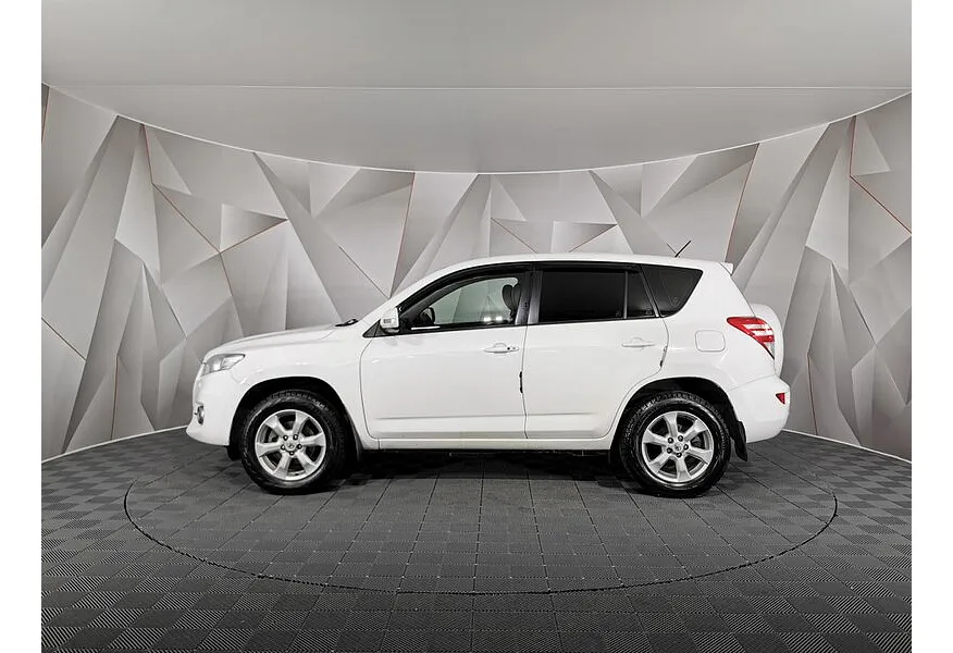 Toyota RAV4 2.0 CVT (158 л.с.) Белый в АВИЛОН. Слайд №5