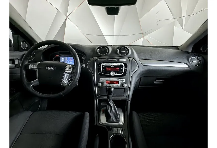 Ford Mondeo 2.3 AT (161 л.с.) Ambiente Черный в АВИЛОН. Слайд №10