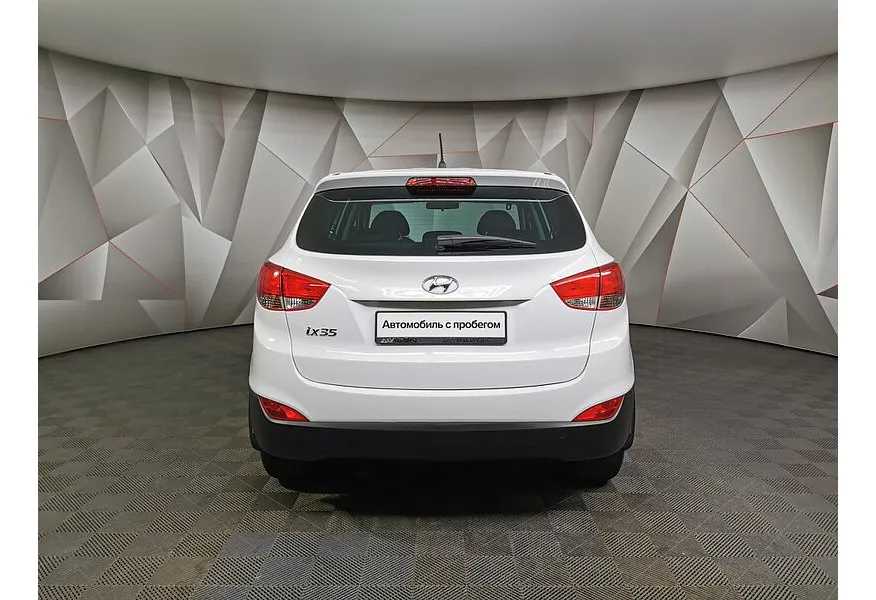 Hyundai ix35 2.0 AT (150 л.с.) Travel Белый в АВИЛОН. Слайд №8