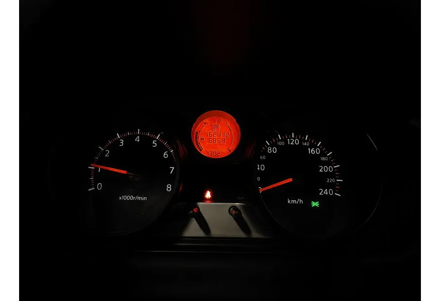 Nissan Qashqai 2.0 CVT FWD (141 л.с.) XE Красный в АВИЛОН. Слайд №16