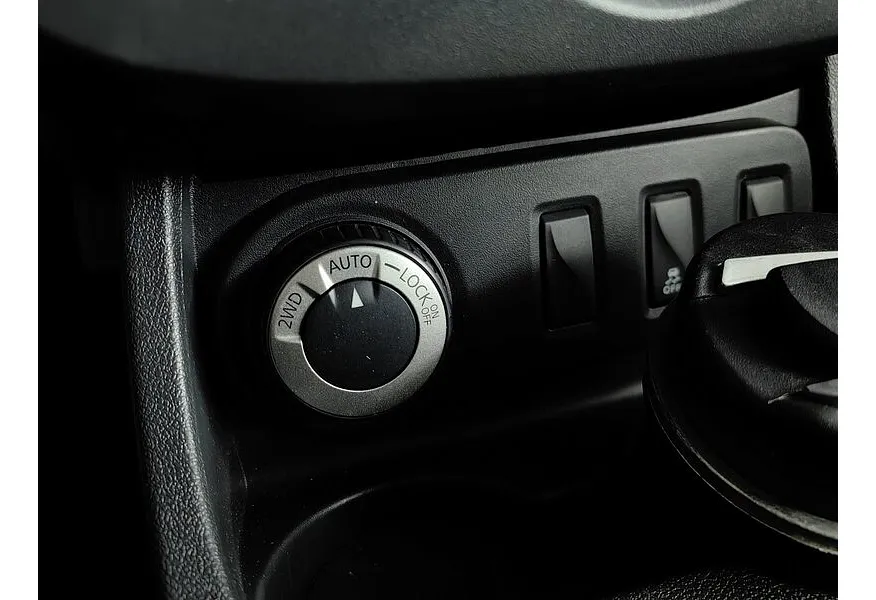 Renault Duster 1.5 dCI MT 4WD (110 л.с.) Черный в АВИЛОН. Слайд №21