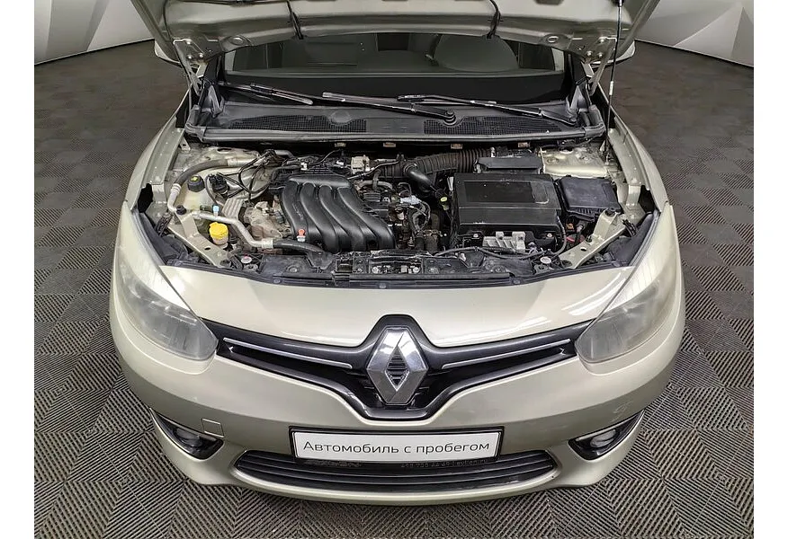 Renault Fluence 1.6 CVT (114 л.с.) Бежевый в АВИЛОН. Слайд №8